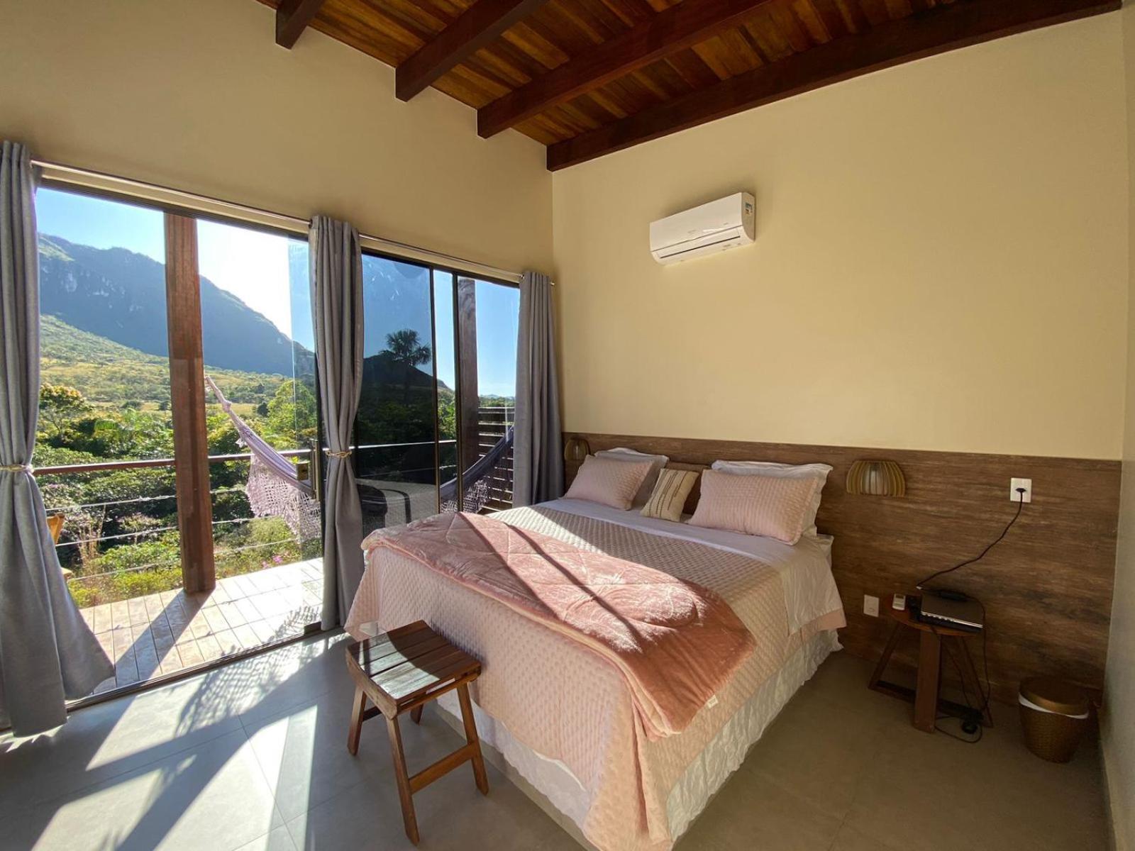 Pousada Rancho Dos Ipes Алту-Параїзу-ді-Гояс Номер фото